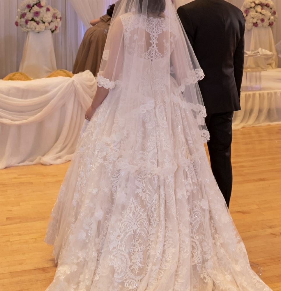 Wedding dress